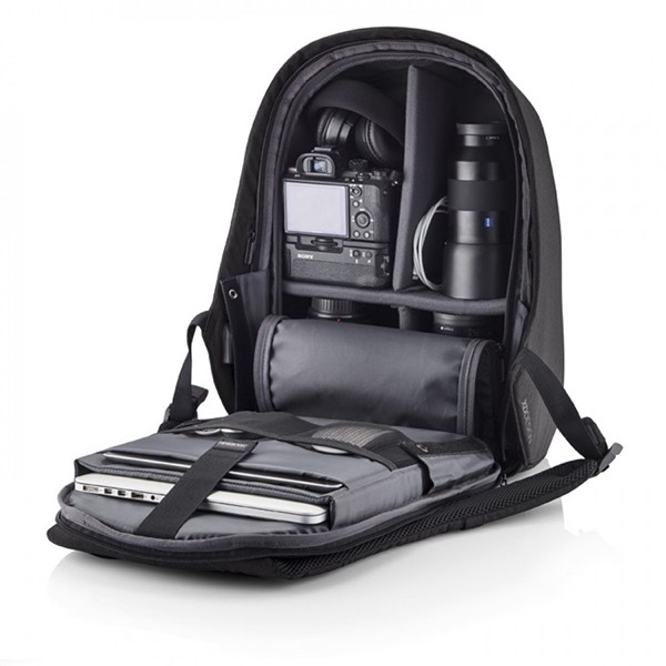 Рюкзак XD Design Bobby Hero Regular чорний 18 л P705.291