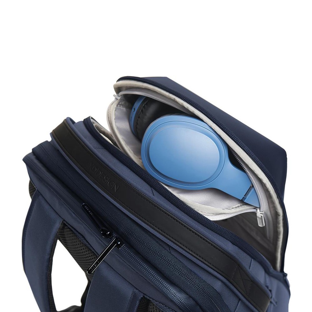 Рюкзак XD Design Bizz Backpack 18-25 л Navy P705.935