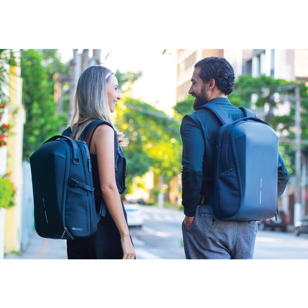 Рюкзак XD Design Bizz Backpack 18-25 л Navy P705.935