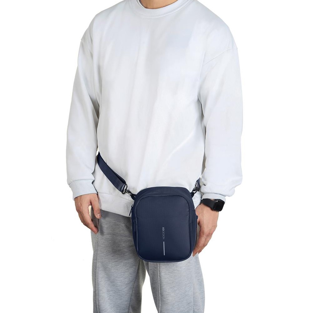 Рюкзак XD Design Boxy Sling Navy 2,5 л P705.955