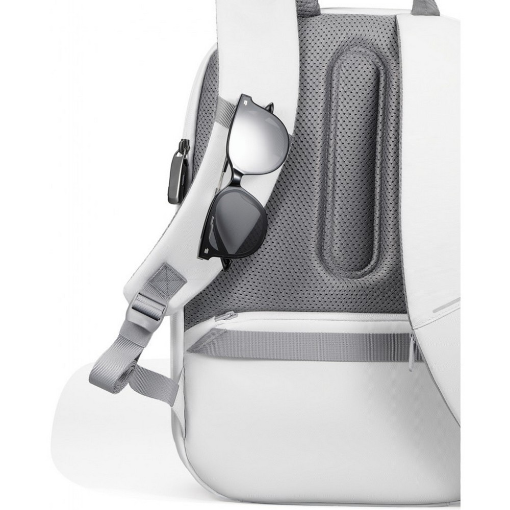 Рюкзак XD Design Bobby Edge Light Grey P706.2503