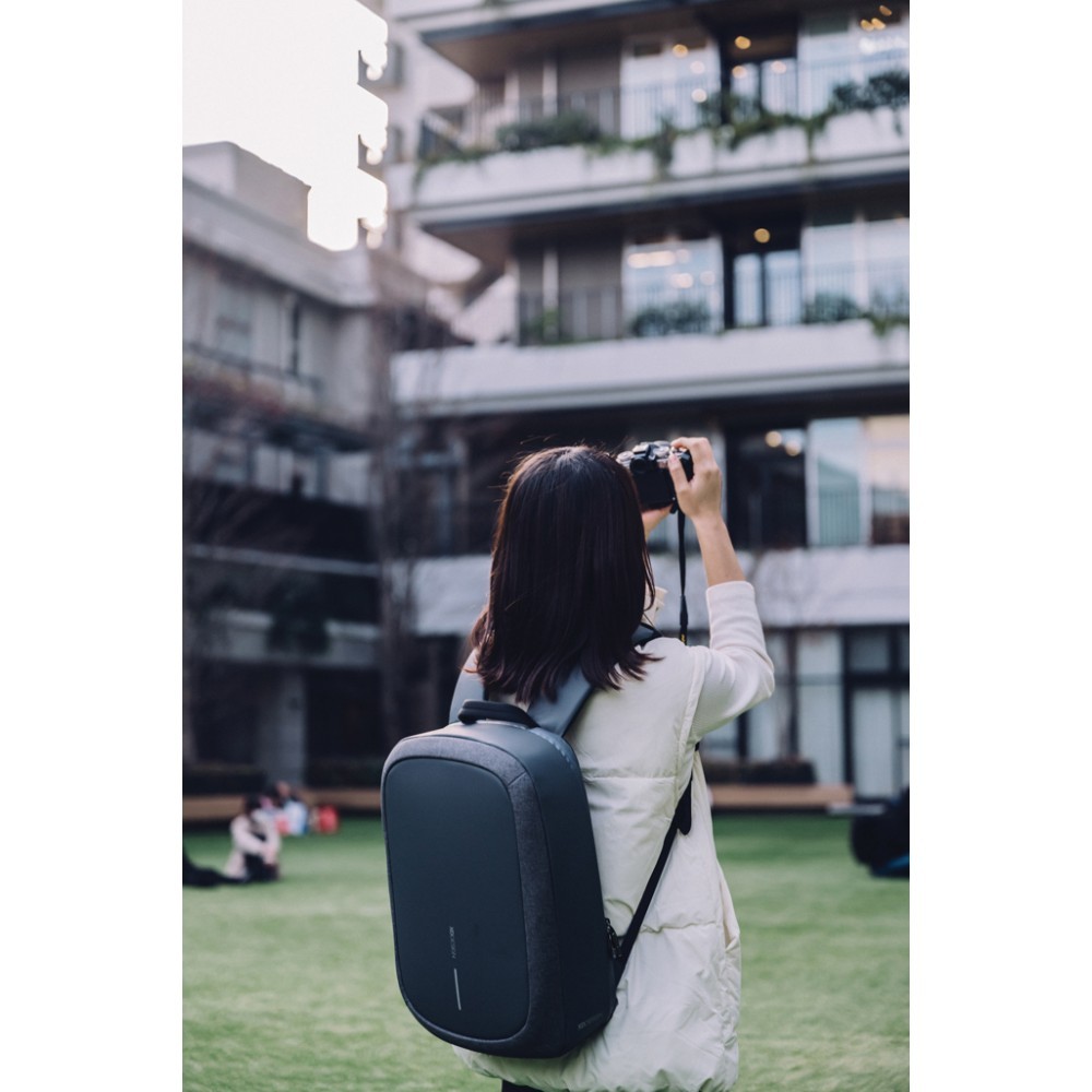 Рюкзак XD Design Bobby Edge Black P706.2501