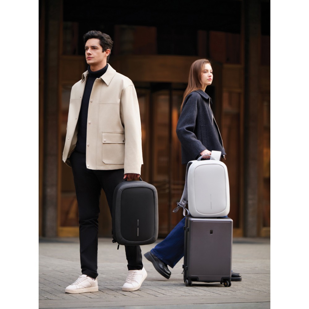 Рюкзак XD Design Bobby Edge Black P706.2501