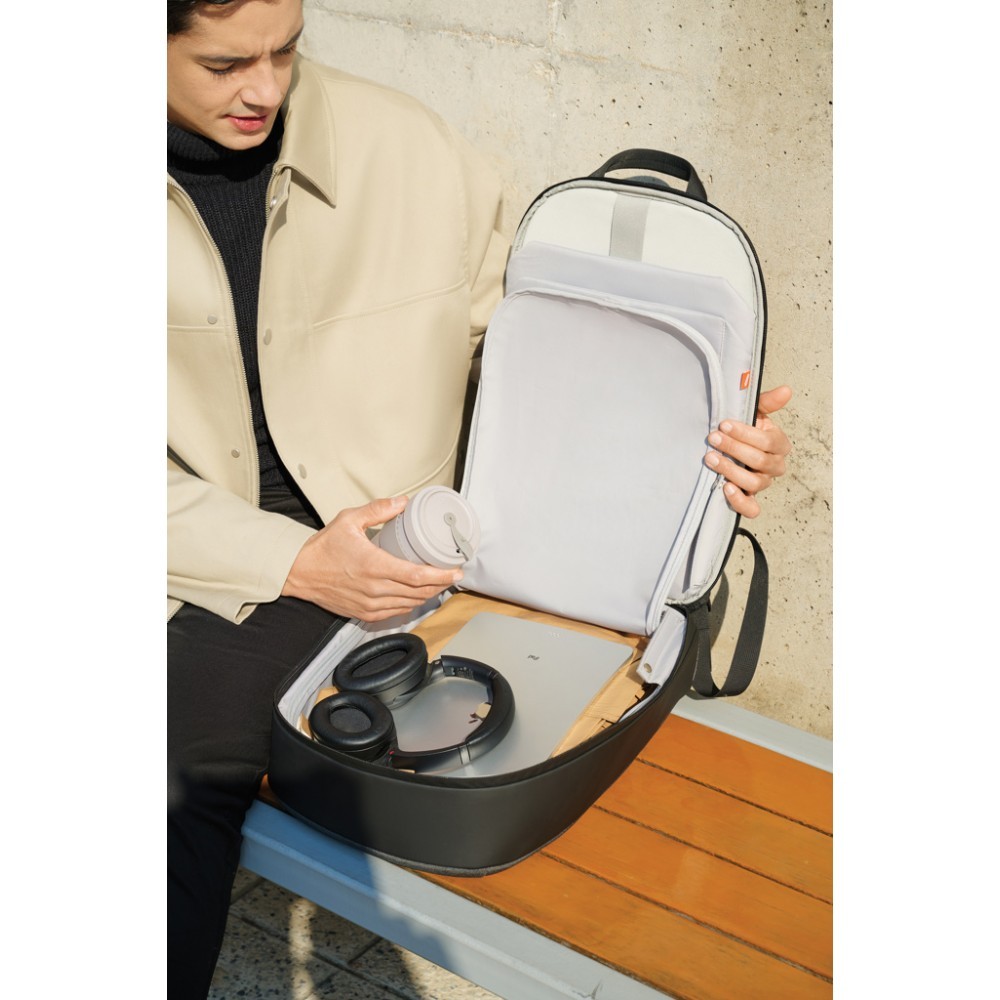 Рюкзак XD Design Bobby Edge Black P706.2501