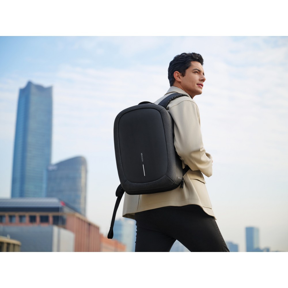 Рюкзак XD Design Bobby Edge Black P706.2501