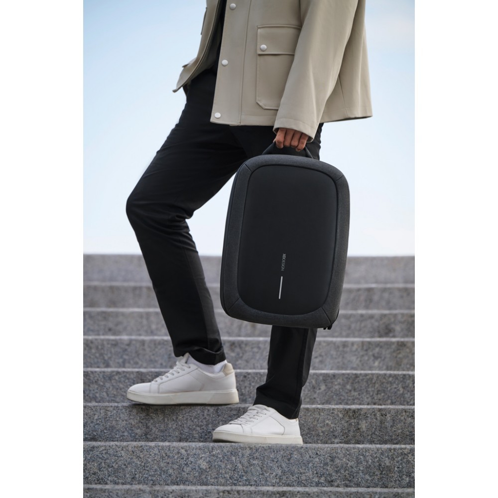 Рюкзак XD Design Bobby Edge Black P706.2501