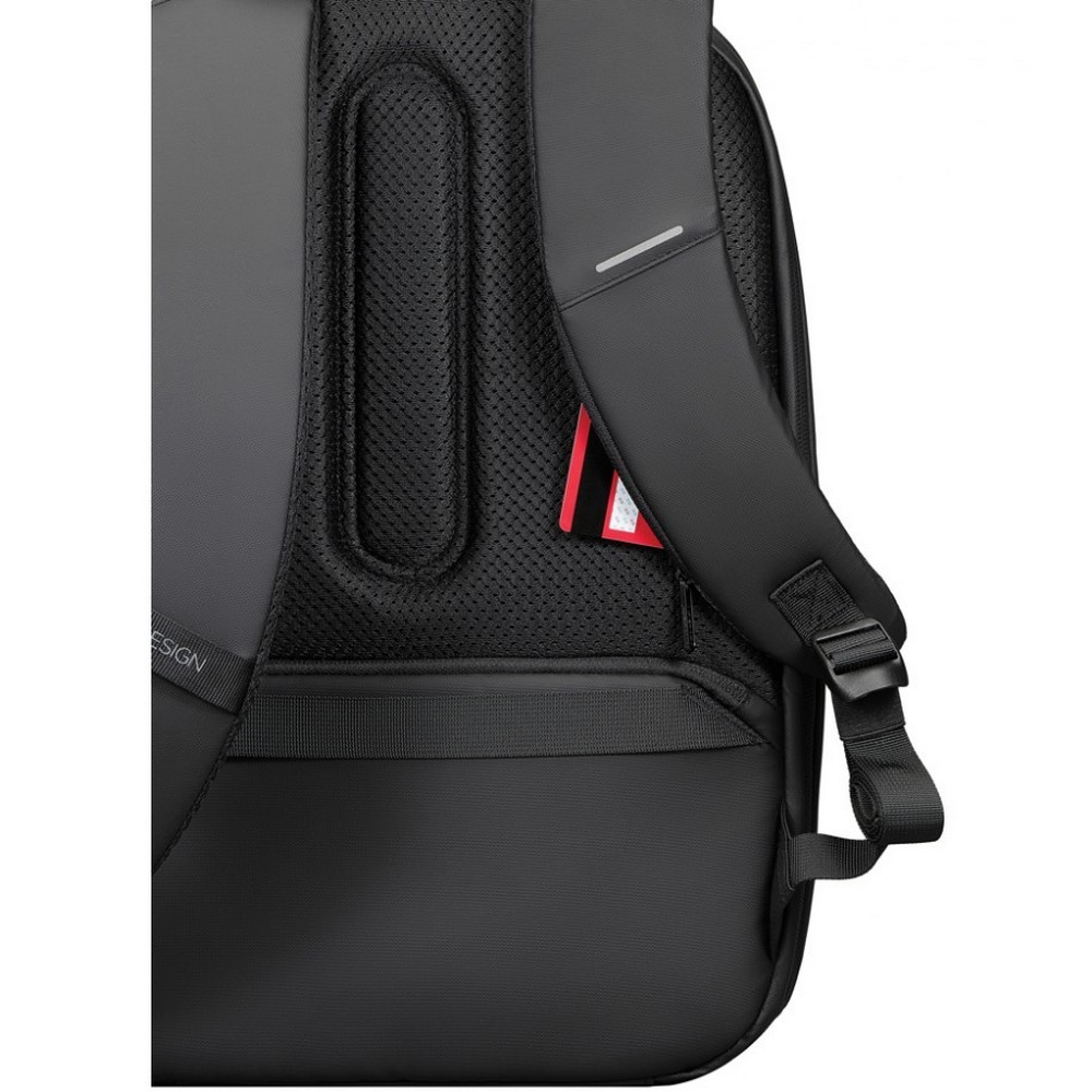 Рюкзак XD Design Bobby Edge Black P706.2501