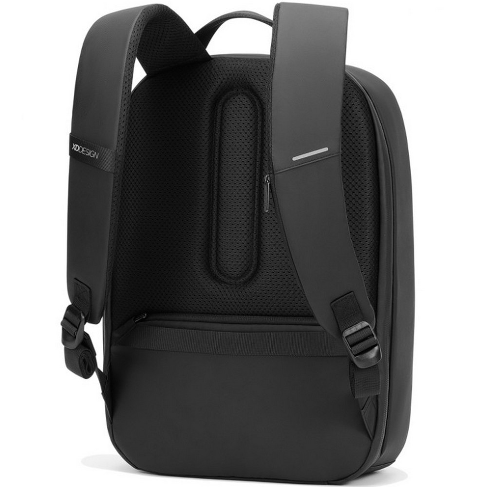 Рюкзак XD Design Bobby Edge Black P706.2501